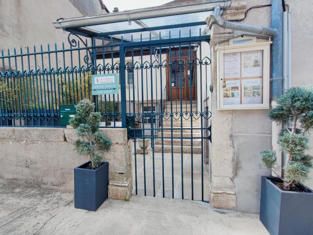 Les Suites - Saulieu Exterior foto